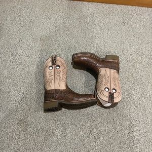 Double h women’s boots never worn